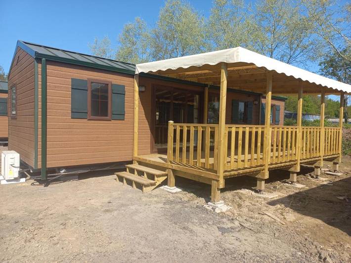 Location de vacances pour 5 personnes, avec terrasse à Ligné