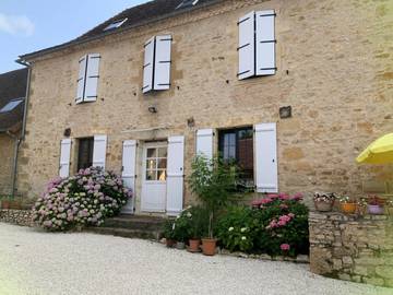 Chambre d’hôte pour 5 personnes, avec jardin, animaux acceptés à Saint-Jory-las-Bloux