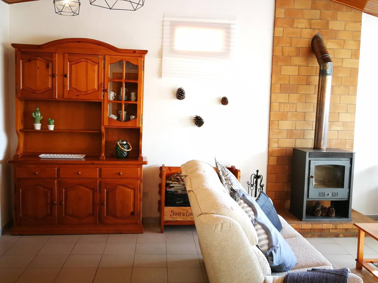 Apartamento vacacional entero, Apartamento 3 hab. Chimenea, Vistas, Mascotas Ok y Lavavajillas in Bellver de Cerdaña, Pirineo Catalan