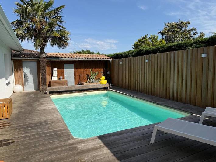 Chalet para 8 personas, con piscina y terraza - 1