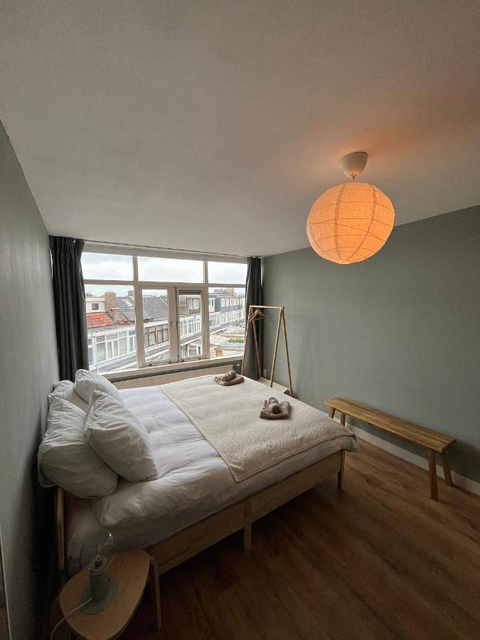 Entire apartment, Haarlem jaren' 30 huis Stad & Strand in Haarlem, North Sea Netherlands