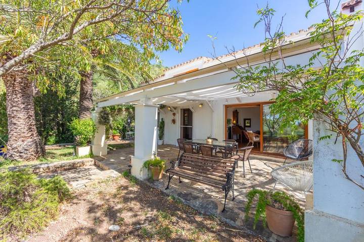Casa rural para 6 personas, con Terraza además de Piscina y Vistas en Facinas