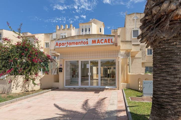 Casa rural para 4 personas, con piscina y jardín, Se admiten mascotas en Roquetas de Mar