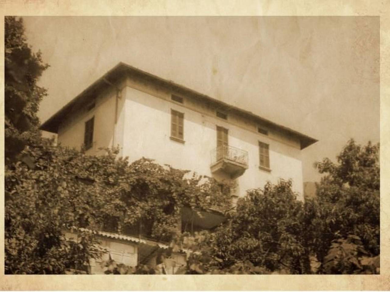 Jugendstilvilla mit Blick auf den Comer See in Domaso, Comer See