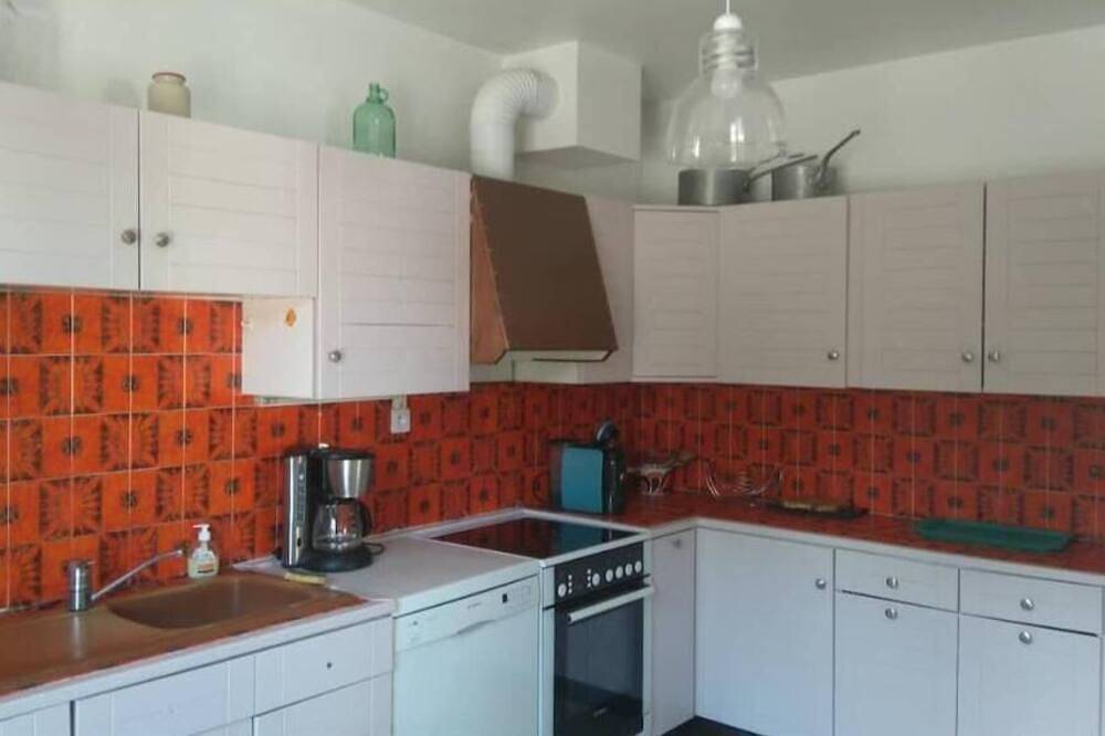 Villa pour 15 Personnes dans Pierry, Marne