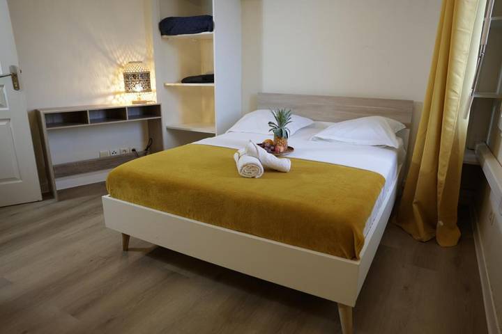 Gîte pour 6 personnes, avec jacuzzi et balcon dans Sainte-Clotilde - 4