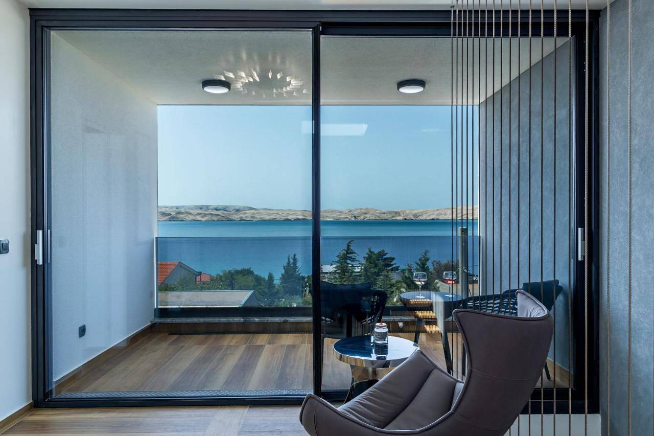 Three-Bedroom Villa in Cesarica, Naturpark Velebit