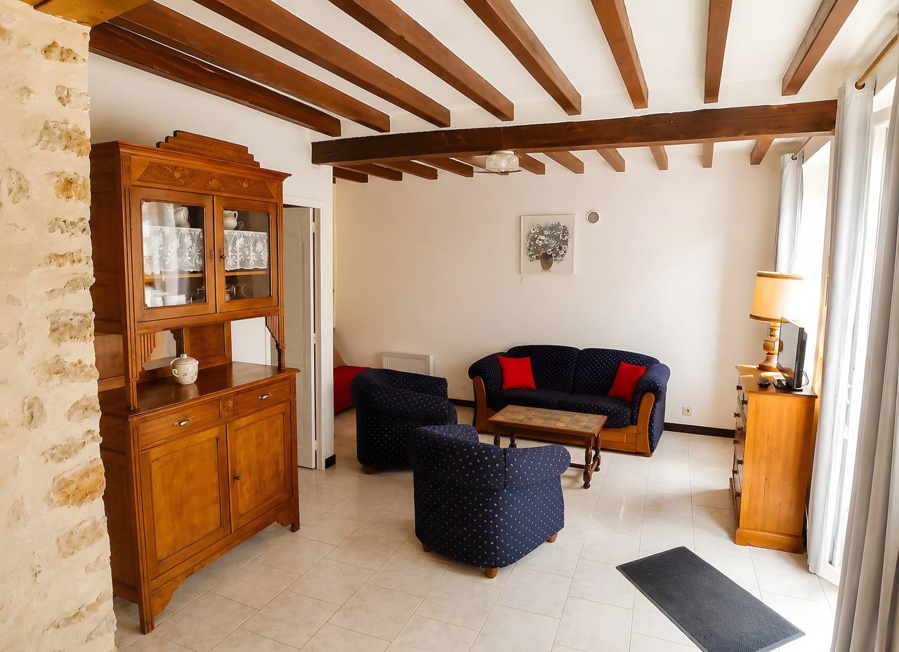 Maison de campagne avec terrasse privée, jardin privé et Wi-Fi à Sainte-Scolasse-sur-Sarthe in Sainte-Scolasse-sur-Sarthe, Région d'Alençon