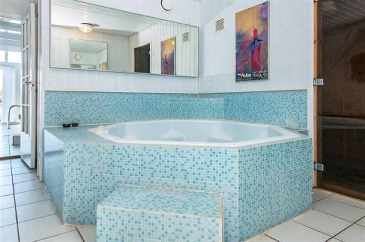 Ferienhaus für 8 Personen, mit Terrasse und Whirlpool sowie Sauna auf Fanø - 2