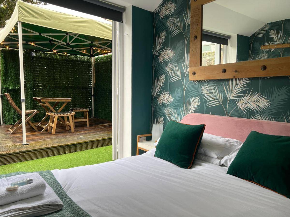 Entire apartment, Two-Bedroom Apartment in Botany Bay, Kent