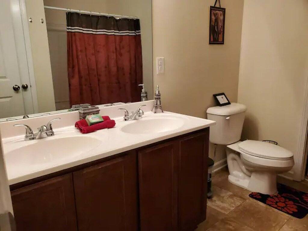 Komfort und Ruhe im Herzen von Atlanta, 5 Minuten vom Flughafen entfernt in East Point, Fulton County