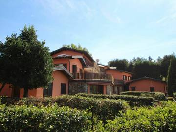 Ferienwohnung für 2 Personen, mit Garten und Pool, mit Haustier in Lago Maggiore (Lombardei)