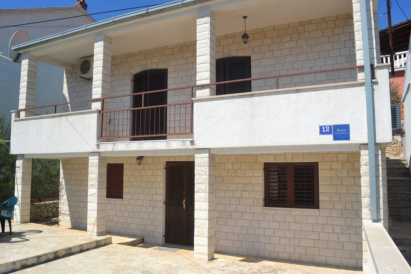 Entire apartment, Two bedroom apartment with terrace and sea view Sutivan, Brač A-2846-b in Sutivan, Brac