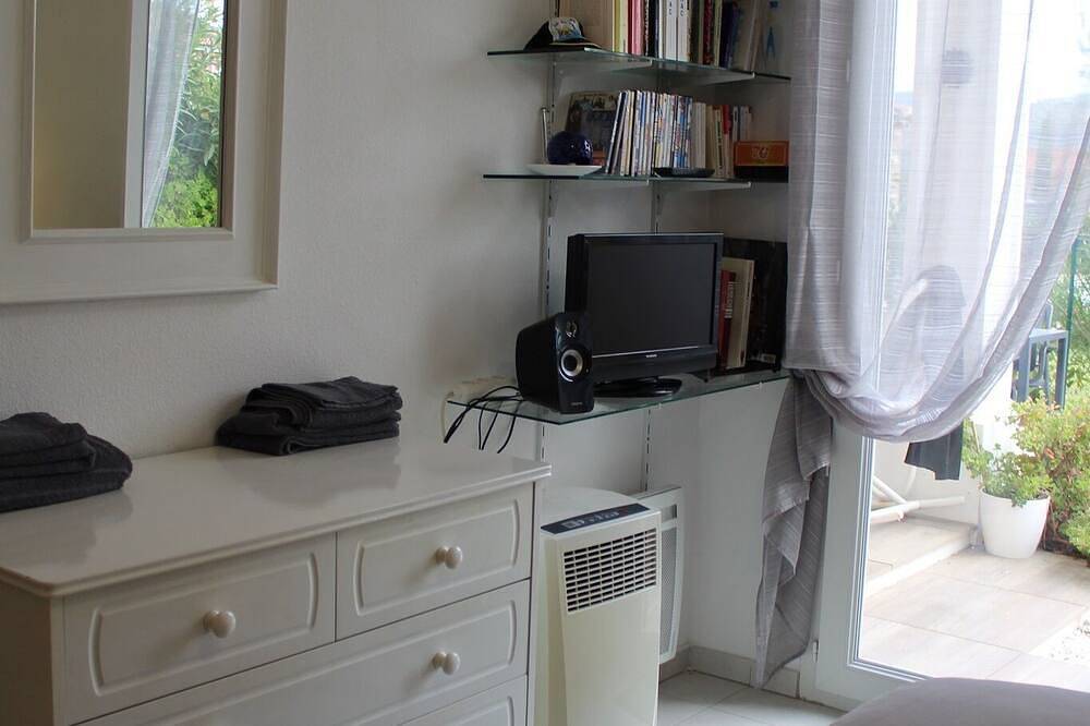 Appartement entier, Appartement avec terrasse et jardin dans petite résidence neuve in Le Plan-de-la-Tour, Côte méditerranéenne (France)