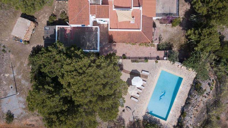 Casa rural para 6 personas, con vistas además de jardín y piscina, Familias con niños en El Pilar de la Mola - 4