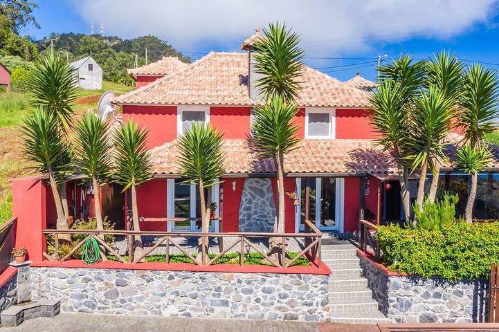 Chalé para 5 pessoas, com jardim e terraço em Madeira