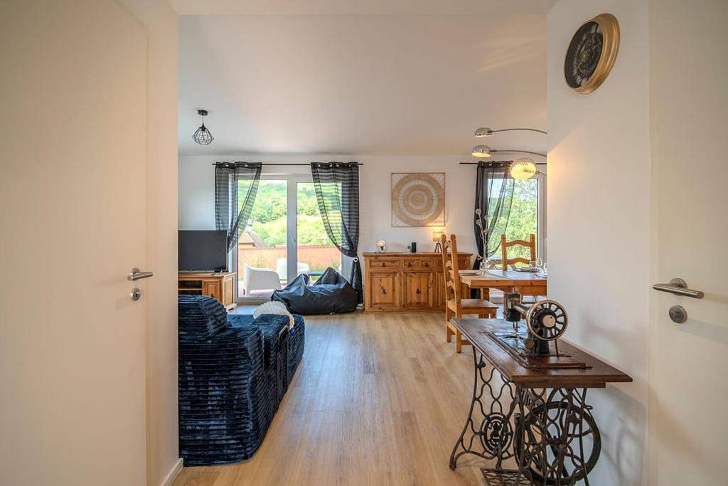 Three-Bedroom House in Saint-Pierre-Bois, Région de Sélestat-Erstein