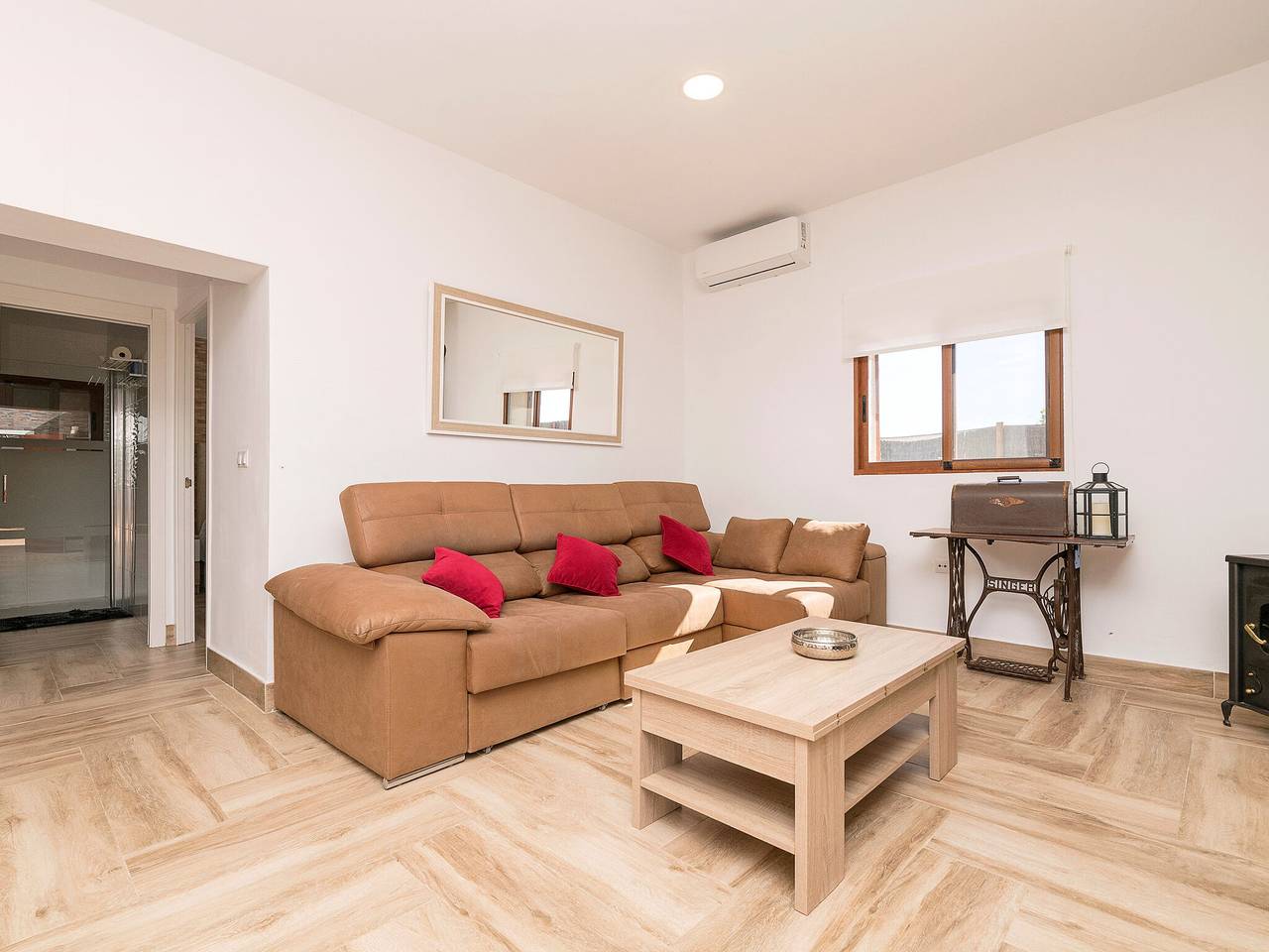 Casa Roja - Villa Con Piscina Privada. Wifi Gratis in Barbate, Costa de la Luz