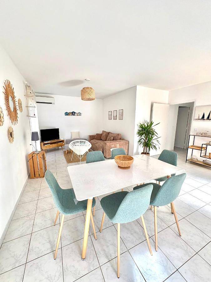 Location de vacances pour 6 personnes, avec jardin à Loupian