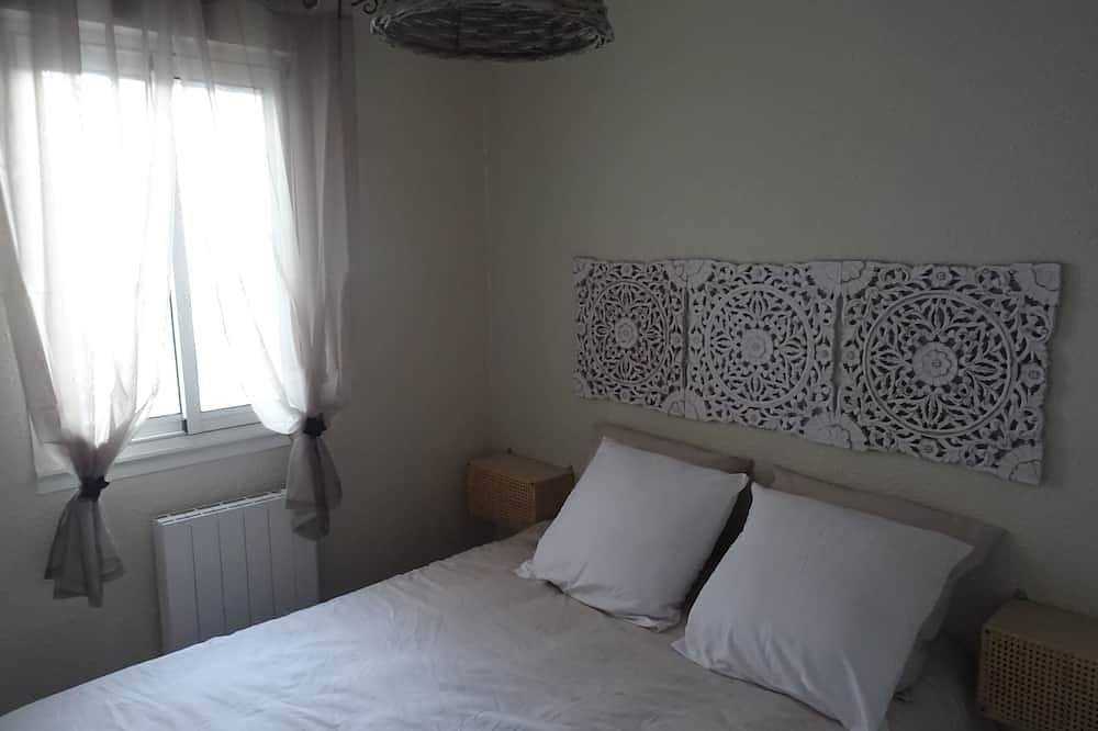 Entire apartment, La Castagna in Moriani-Plage, Corte region