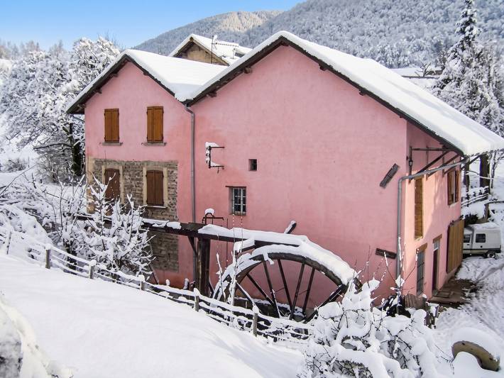 Location de vacances pour 6 personnes, avec Terrasse à Chirens