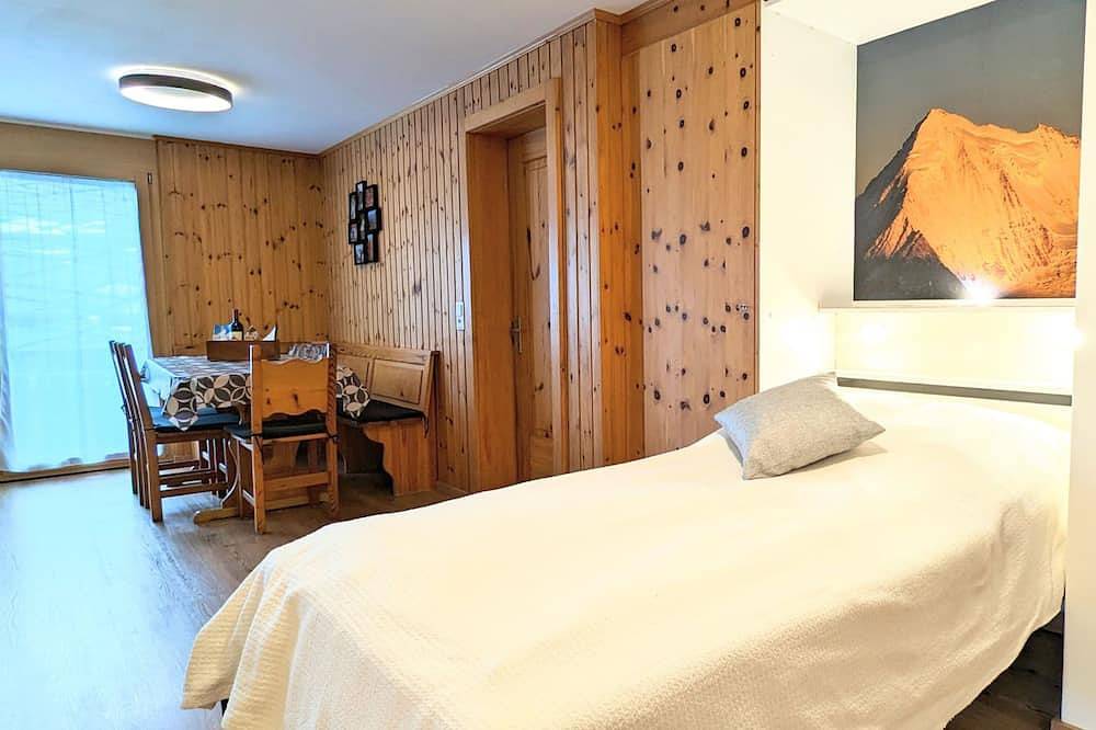 Ganze Wohnung, Bergdohle, (Randa) in Randa, Walliser Alpen