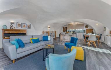 Gîte pour 4 personnes, avec vue et balcon dans Office De Tourisme De Briancon