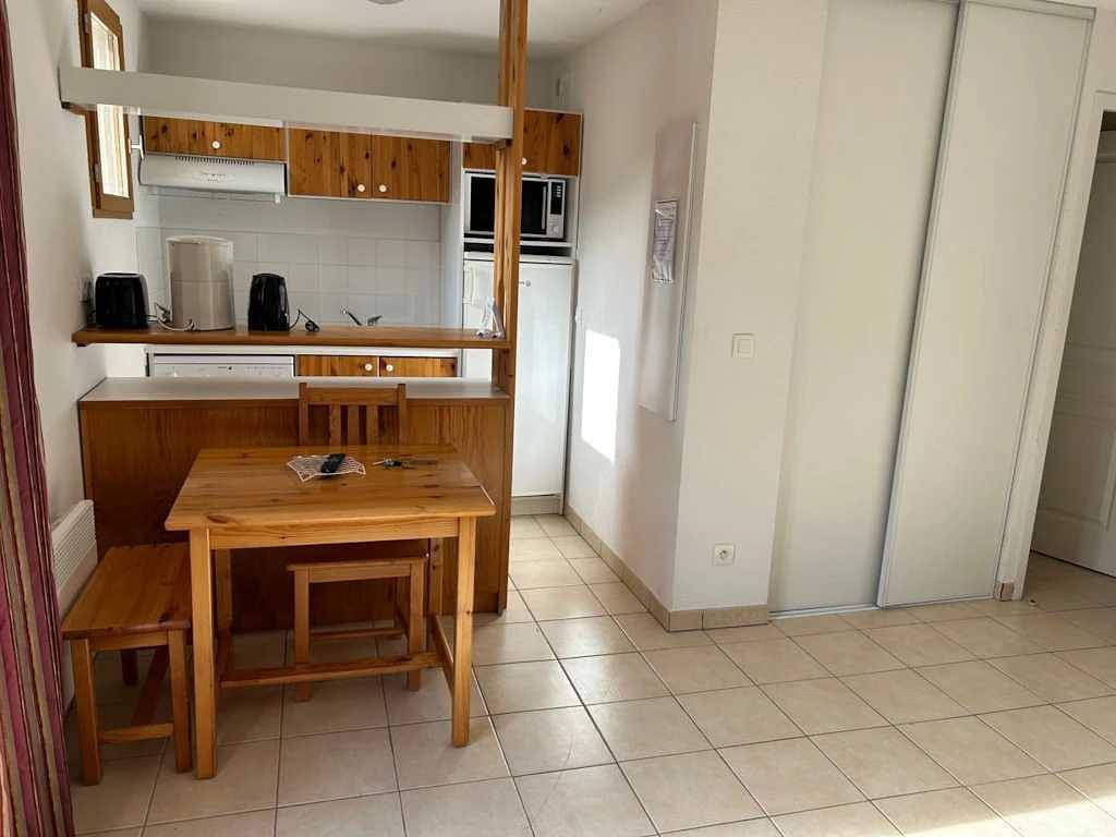 Entire apartment, Appartement - Piscine  - ccbbchi in Montbrun-les-Bains, Nyons region