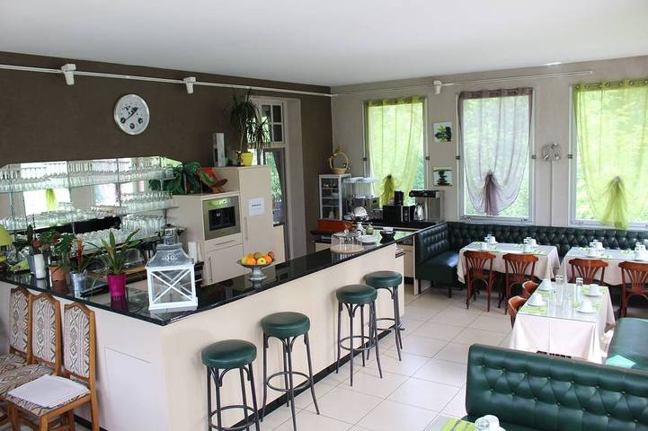 Château pour 50 personnes, avec jacuzzi et jardin dans Oise - 2