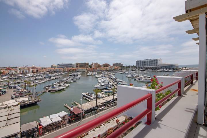Apartamento para 8 personas, con jardín en Vilamoura