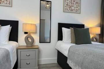 Apartment for 4 People in Swindon, North Wessex Downs, Photo 2