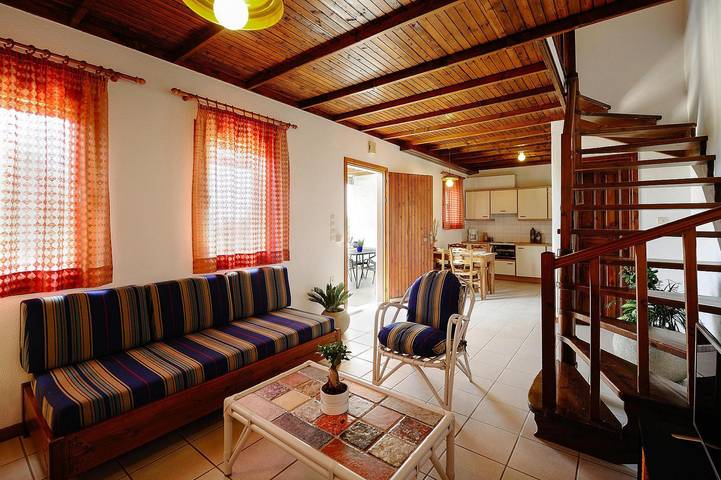 Ferienhaus für 4 Personen, mit Balkon/Terrasse und Garten in Chalkidiki - 3