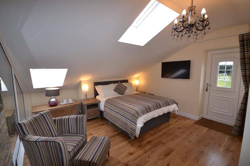 Luxury barn with privateheated indoor pool & hot tub close to Durham City in County Durham