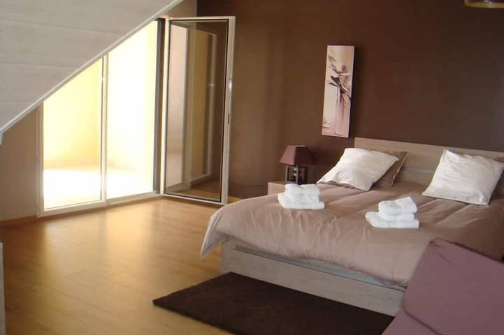 Location de vacances pour 12 personnes, avec balcon et jardin à Argol - 2