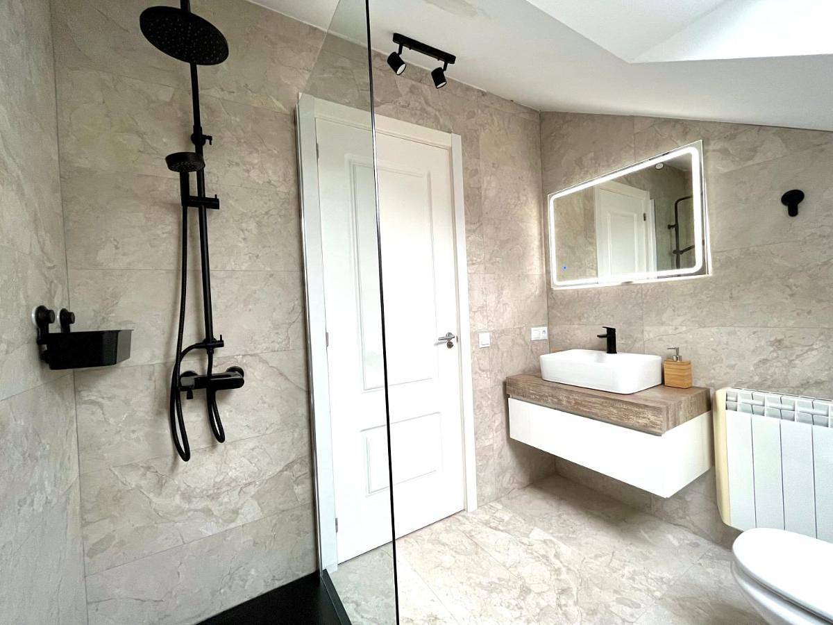 Apartamento entero, One-Bedroom Apartment in San Esteban de Pravia, Muros de Nalón