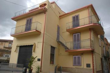 Chambre d’hôte pour 2 personnes, avec terrasse à Aidone