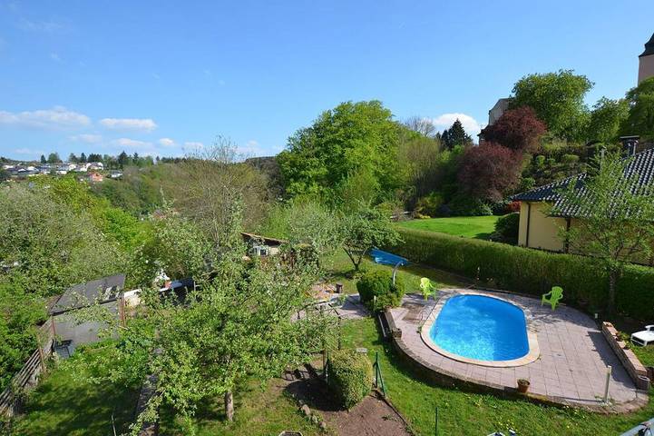 Ferienhaus für 16 Personen, mit Terrasse und Garten in Kyllburg