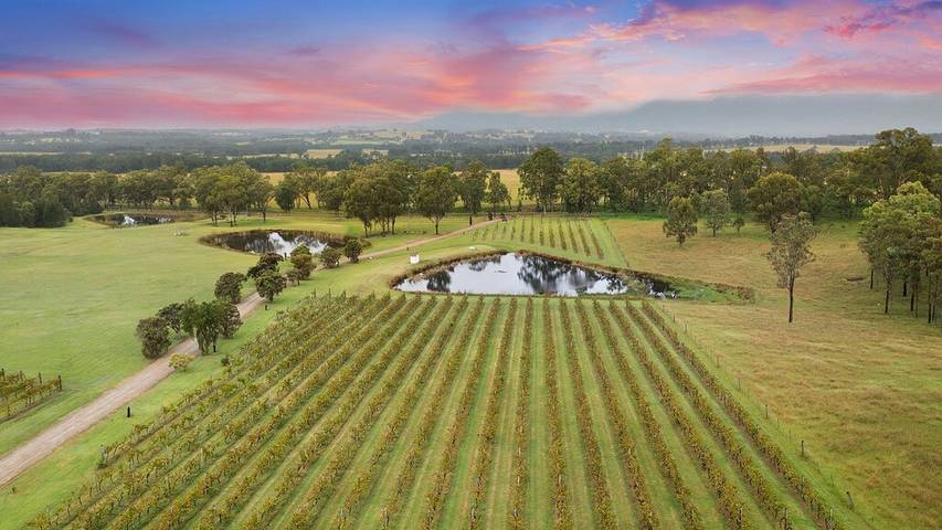Cottage for 4 people, with garden and balcony as well as sauna in Hunter Valley