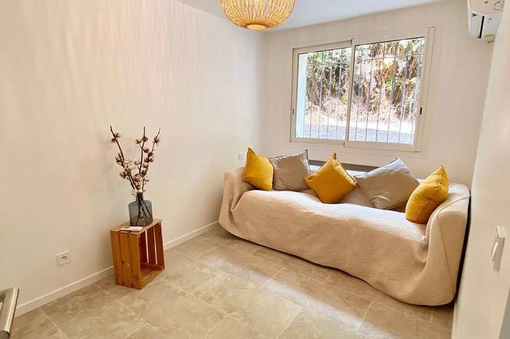 Gîte pour 6 personnes, avec jardin et terrasse dans Port du Cros de cagnes - 4