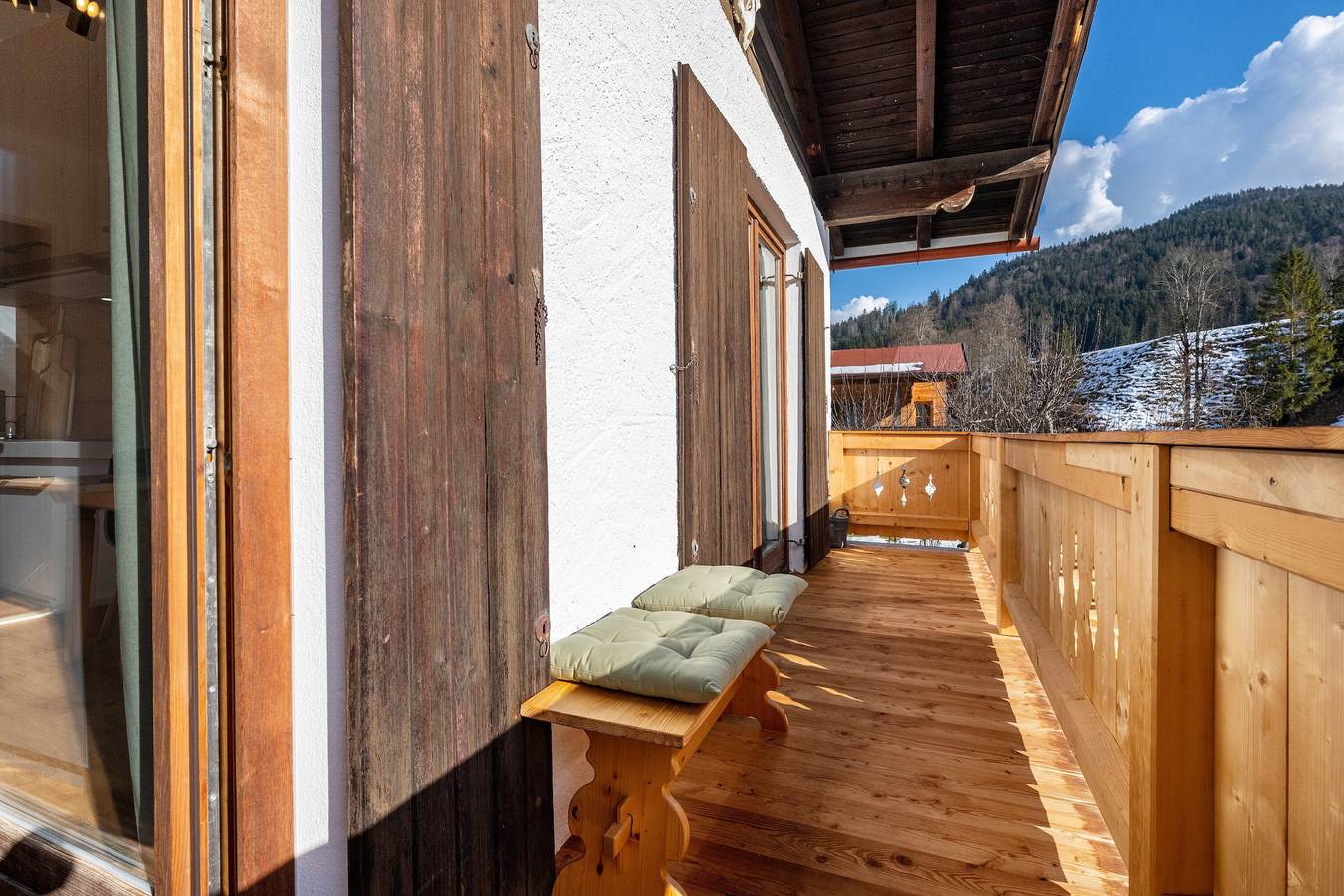 Ganze Wohnung, Apartment 'Fewo Am Steinbach - Stoaboch' mit Bergblick, Balkon und Wlan in Reit im Winkl, Bayerische Alpen