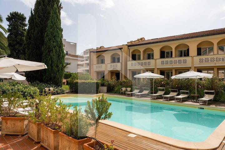 Appartamento per 4 persone, con piscina e giardino a Roseto degli Abruzzi