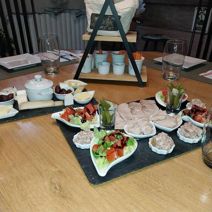 Chambre d’hôte pour 5 personnes, avec jardin ainsi que jacuzzi et sauna dans l' Ain - 3