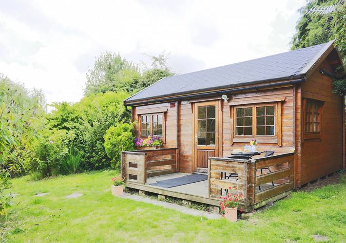 Willow Cabin in Suffolk