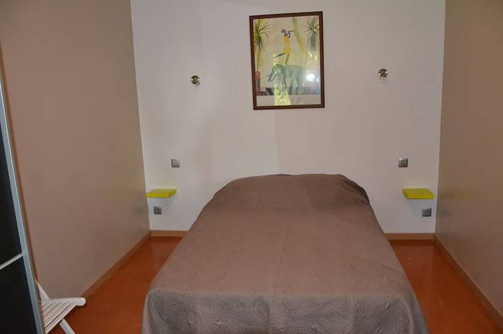 Gîte pour 6 personnes, avec jardin et terrasse à Lagorce - 3