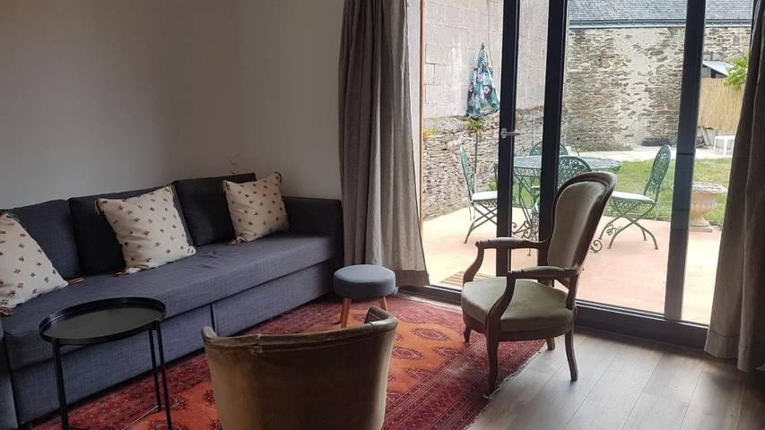 Location de vacances pour 4 personnes, avec jardin et terrasse dans Ombrée-d'Anjou - 2