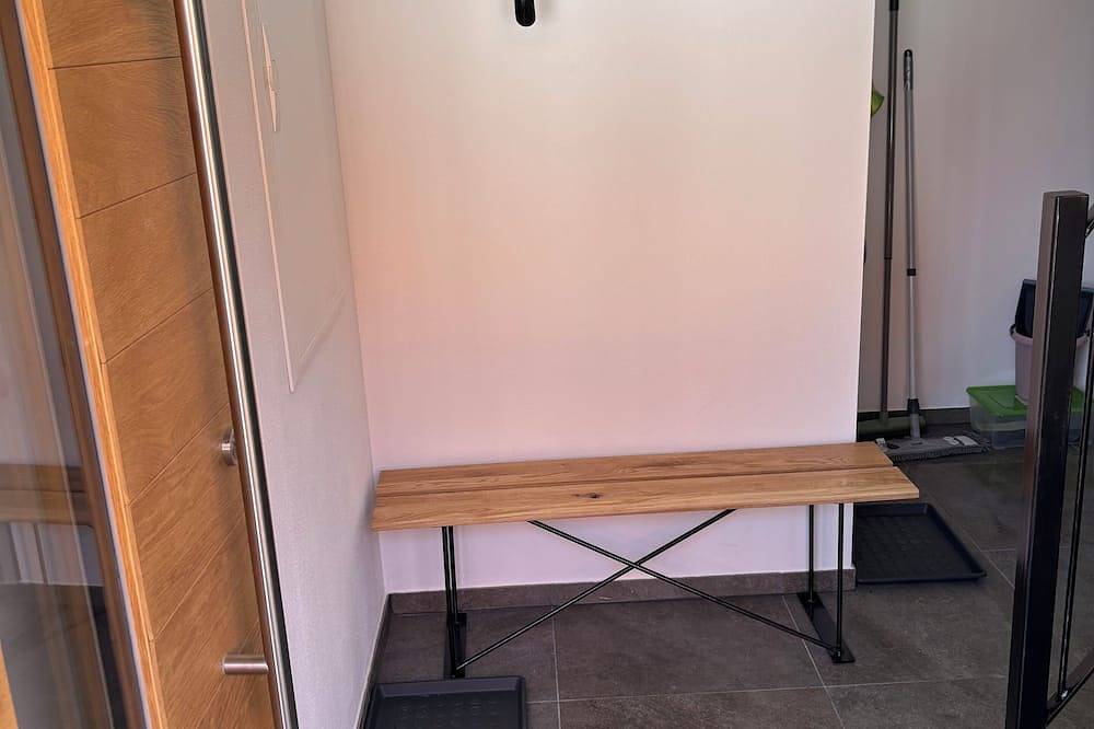 Ganze Wohnung, Neu: Gemütliche Ferienwohnung in Aidling am Riegsee mit Bergblick in Riegsee, Das Blaue Land