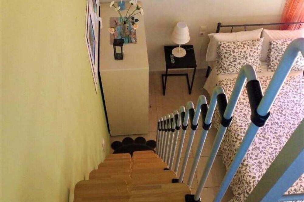 Ganze Wohnung, Vacations in Patra - Lovely and sunny apartment (Vg ) in Taraboura, Patras