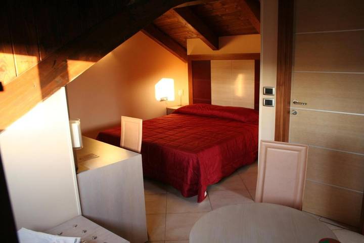 Hôtel pour 2 personnes, avec balcon et vue à Serra San Bruno - 4