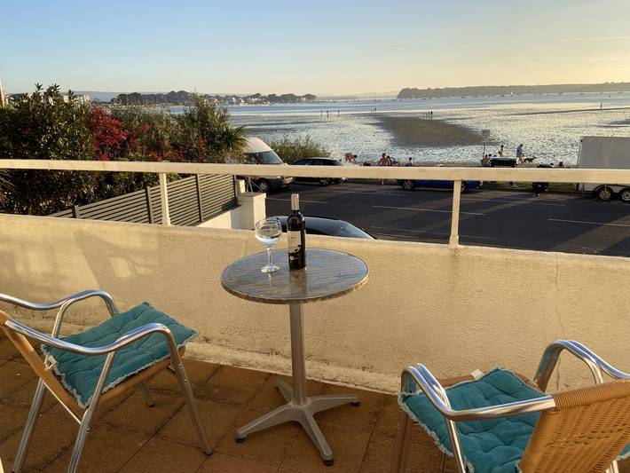 Ganze Wohnung, Ferienwohnung für 4 Personen mit Balkon in Sandbanks, Poole