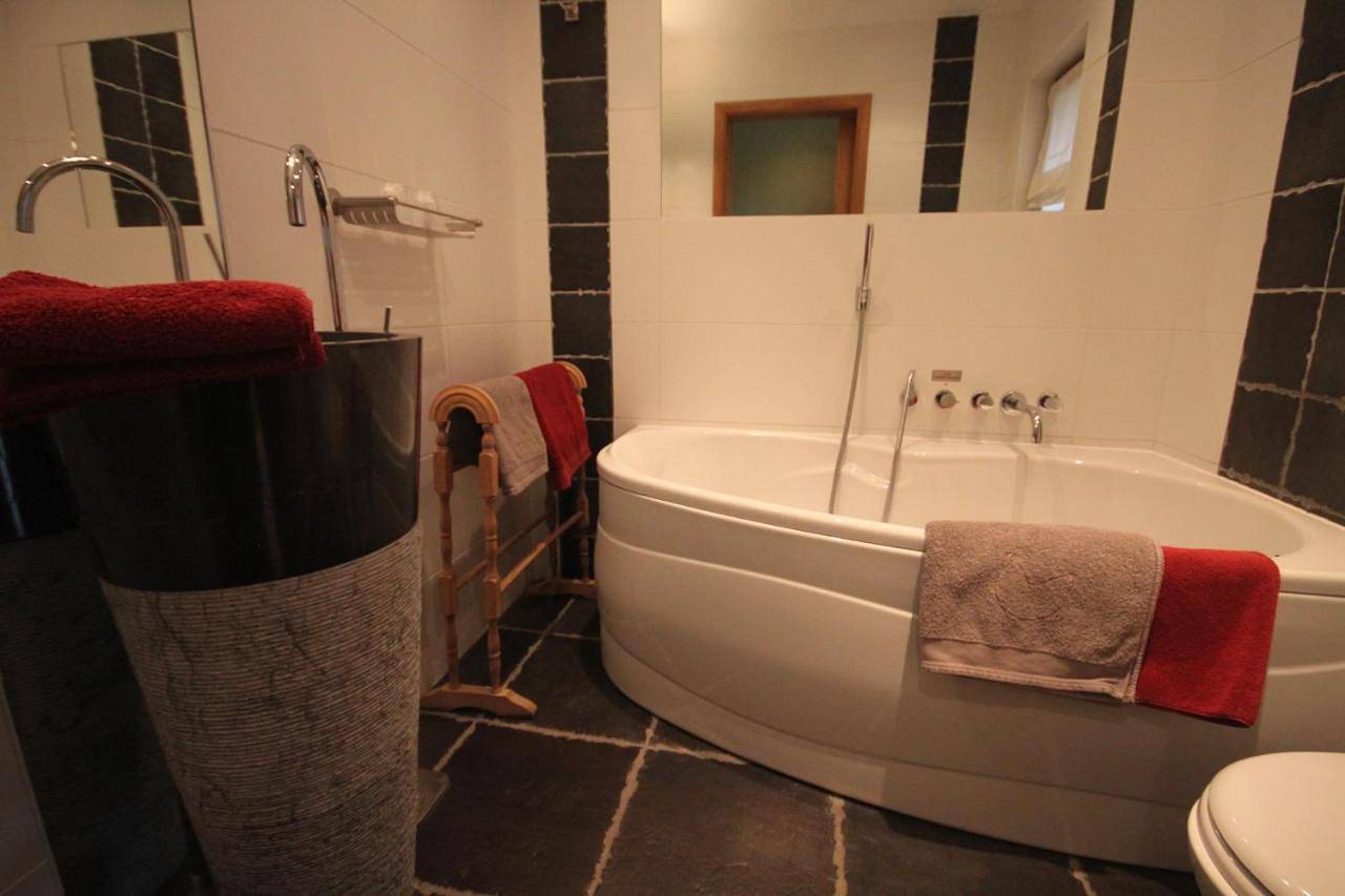 Double Room with Garden View in Barvaux-sur-Ourthe, Durbuy